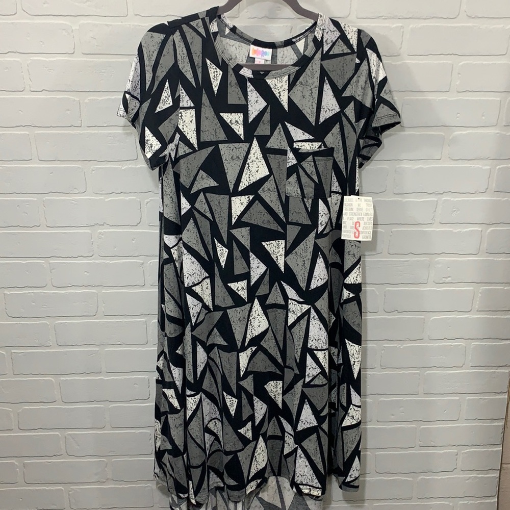LuLaRoe NWT high low Carly dress - size small